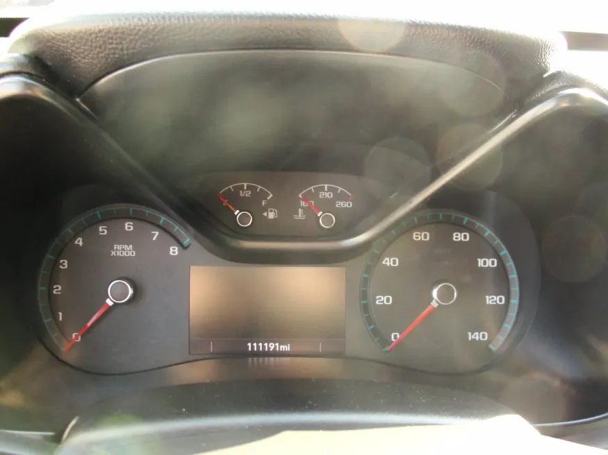 2020 Chevrolet Colorado | Photo 7 of 12