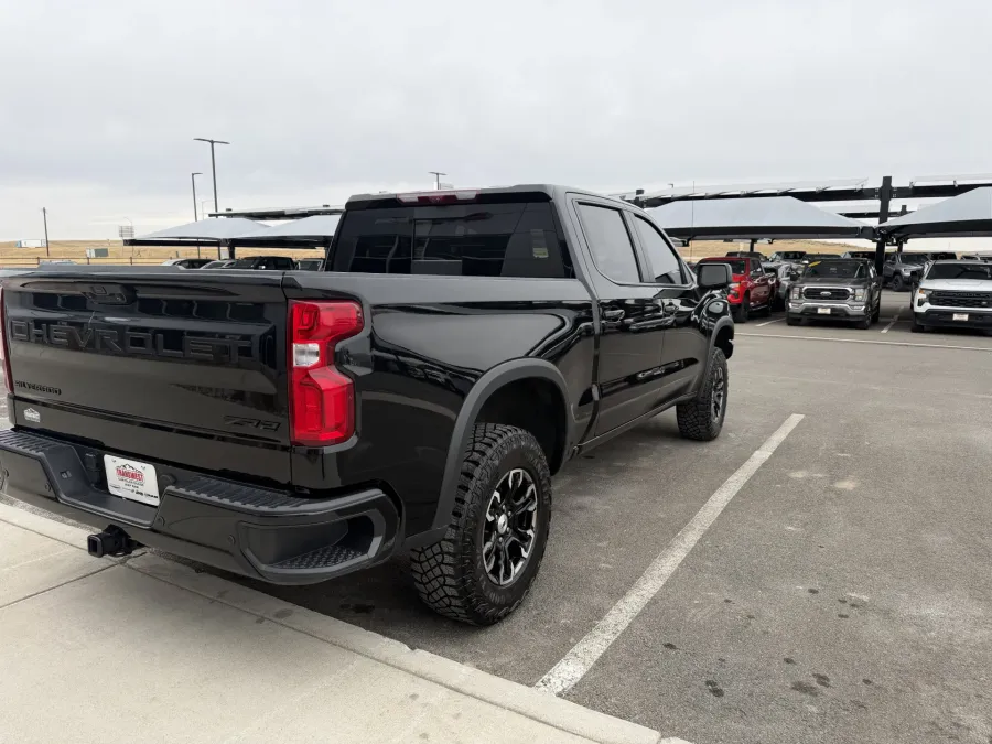 2024 Chevrolet Silverado 1500 ZR2 | Photo 6 of 20