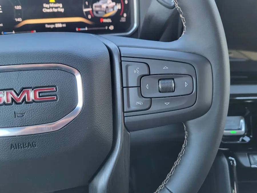 2026 GMC Sierra 2500HD AT4 | Photo 26 of 31