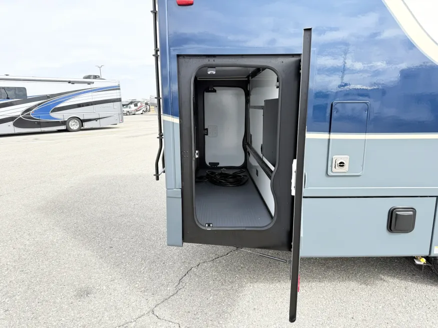 2027 Winnebago Navion 24R | Photo 20 of 22