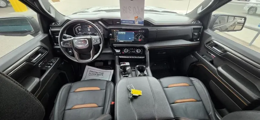 2024 GMC Sierra 1500 | Photo 28 of 32