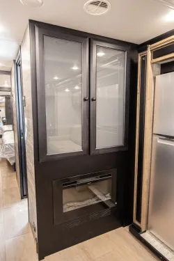 2026 Tiffin Allegro Breeze 33BR | Thumbnail Photo 16 of 21