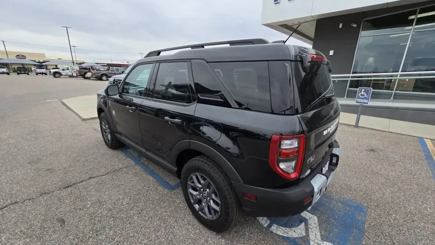 2025 Ford Bronco Sport | Photo 6 of 29