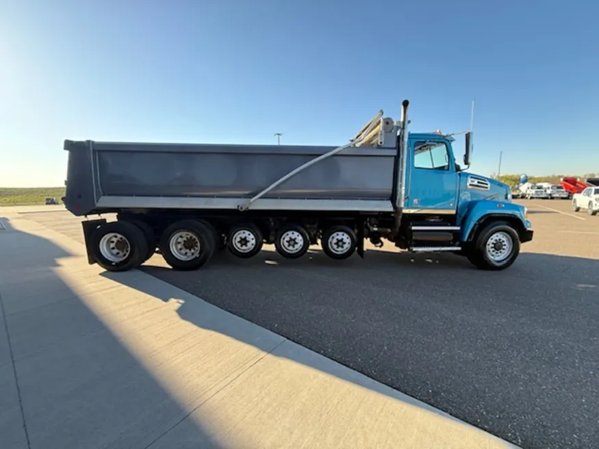 2020 Western Star 4700SB | Photo 7 of 13