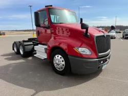 2018 International LT | Thumbnail Photo 7 of 11