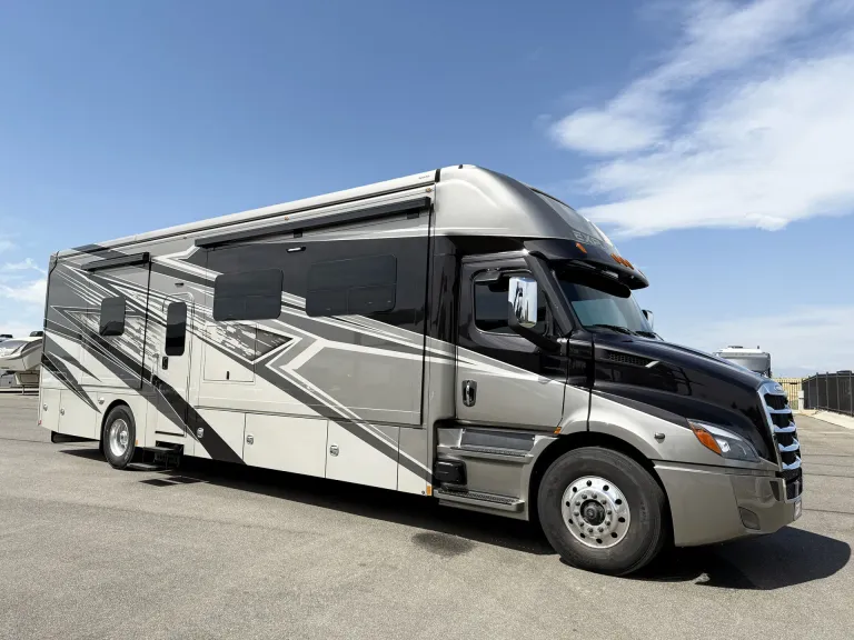 2026 Renegade Explorer 40ERB