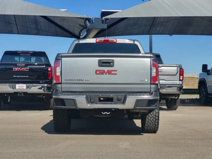 2019 GMC Canyon 4WD SLE | Photo 5 of 24