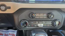 2022 Ford Bronco | Thumbnail Photo 21 of 30