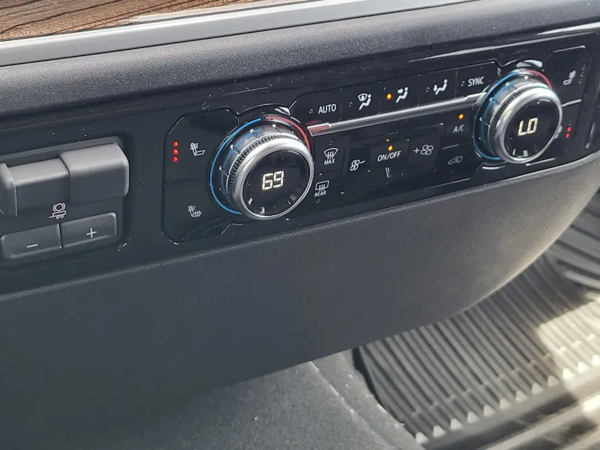 2026 GMC Sierra 1500 Elevation | Photo 16 of 24