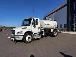 2004 Freightliner M2 106 | Thumbnail Photo 1 of 21