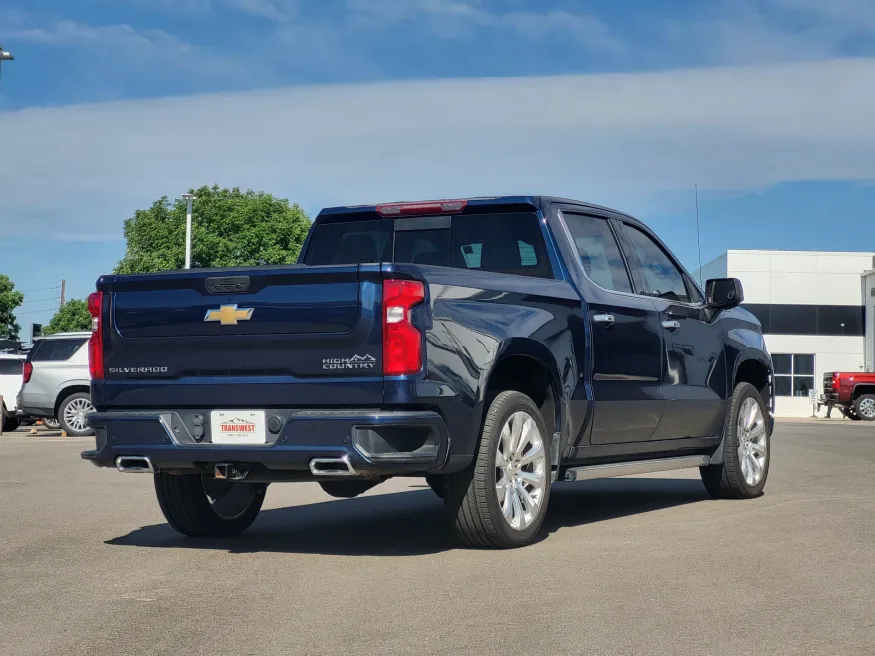 2022 Chevrolet Silverado 1500 LTD | Photo 6 of 25