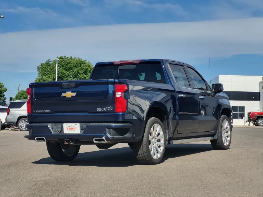 2022 Chevrolet Silverado 1500 LTD | Photo 6 of 25