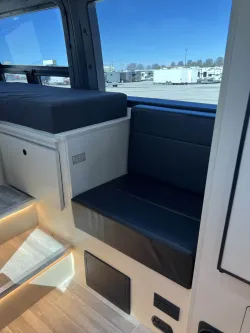 2026 Pleasure-way Plateau RB | Thumbnail Photo 22 of 28