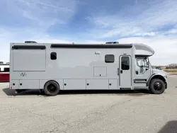 2026 Renegade Verona 36VSB | Thumbnail Photo 3 of 29