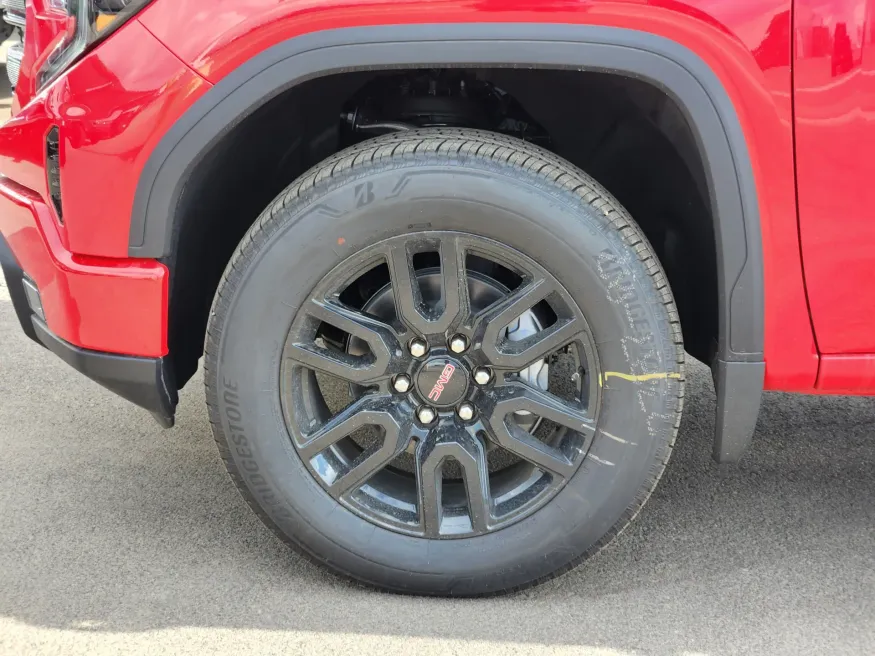 2025 GMC Sierra 1500 Elevation | Photo 21 of 28