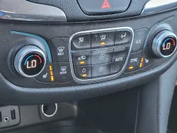 2018 Chevrolet Equinox LT | Thumbnail Photo 16 of 24