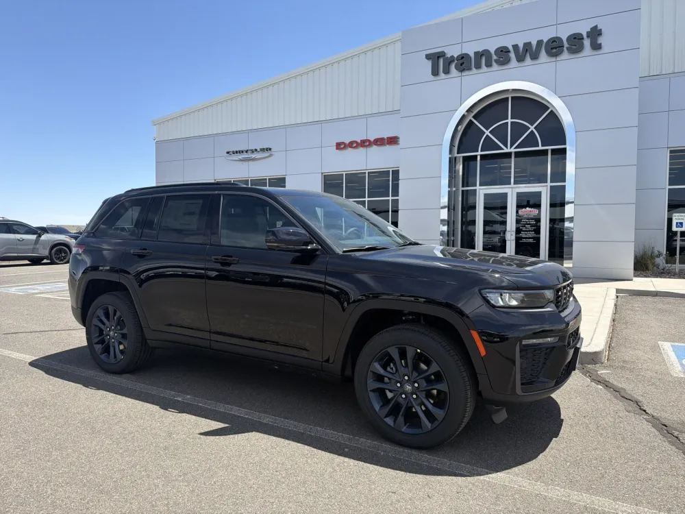 2026 Jeep Grand Cherokee 85th Anniversary Edition's photo