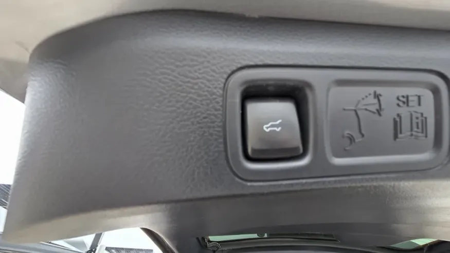 2022 Ford Expedition Max | Photo 10 of 35