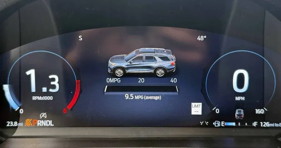 2026 Ford Explorer | Photo 19 of 29