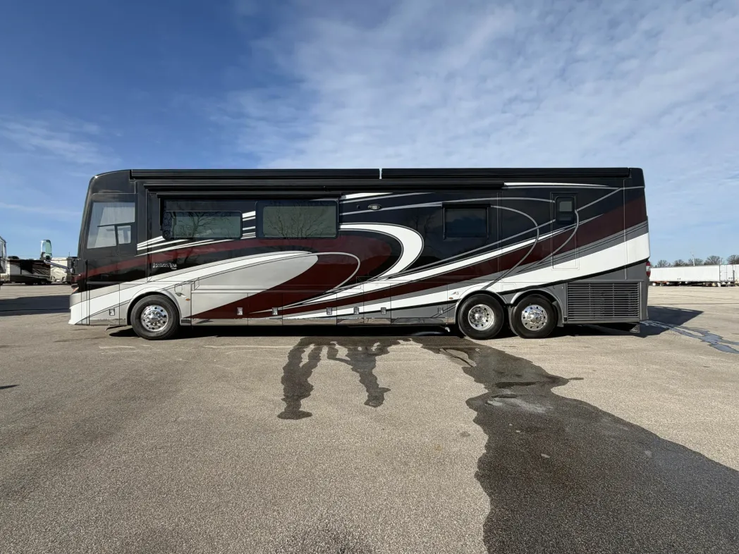 2022 Newmar London Aire 4579 