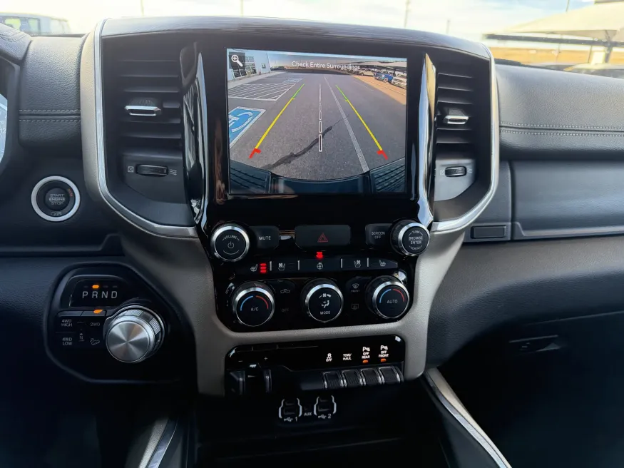 2020 RAM 2500 Laramie | Photo 17 of 21