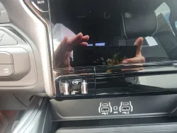 2025 RAM 3500 Laramie | Thumbnail Photo 18 of 26