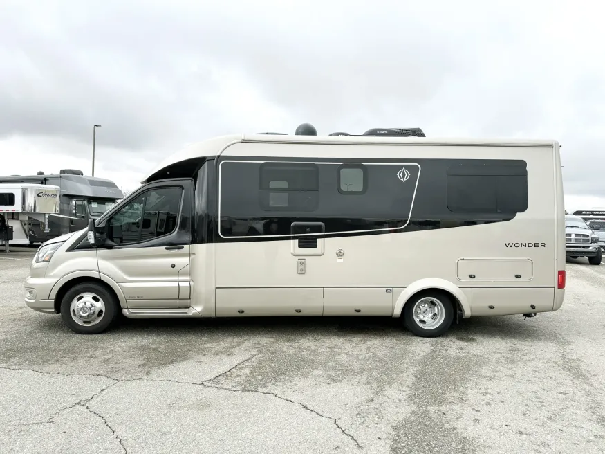 2021 Leisure Travel Van Wonder W24RL | Photo 18 of 23