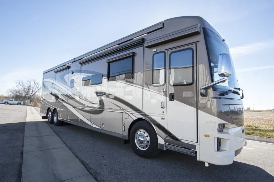 2020 Newmar Dutch Star 4369 | Photo 7 of 55