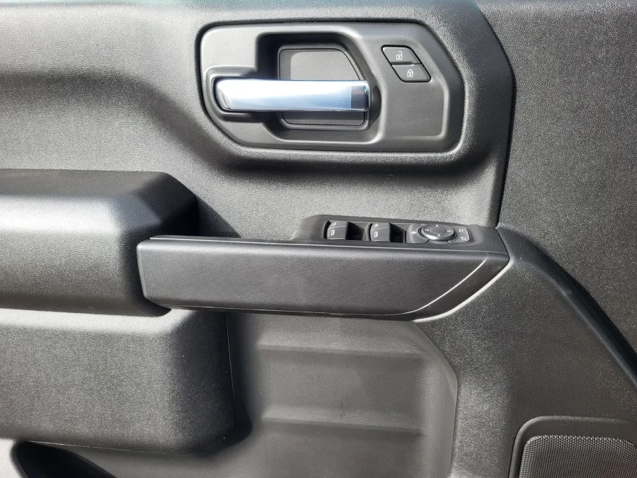 2026 GMC Sierra 2500HD Pro | Photo 18 of 23