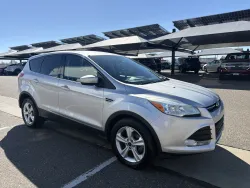 2015 Ford Escape SE | Thumbnail Photo 6 of 19