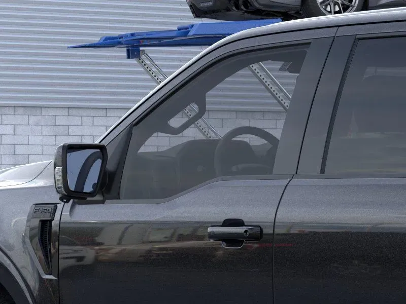 2026 Ford F-150 Lariat | Photo 19 of 22