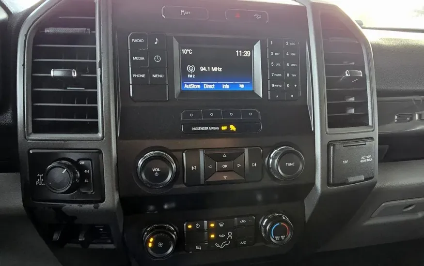 2019 Ford F-350 | Photo 19 of 27