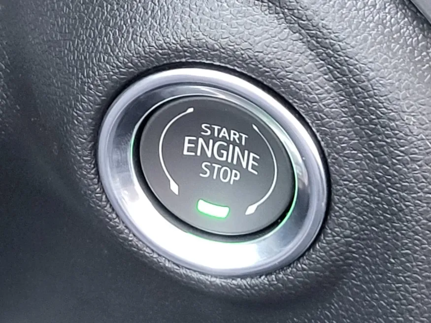 2026 GMC Sierra 2500HD Pro | Photo 17 of 24