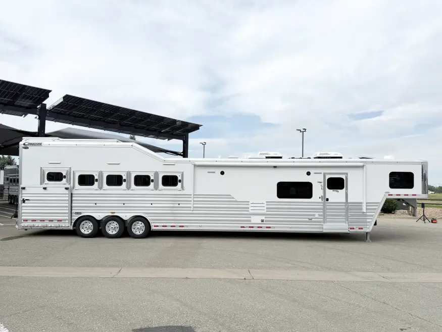 2025 Cimarron Norstar 5HLQ | Photo 3 of 27