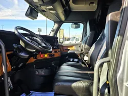 2024 Freightliner Cascadia | Thumbnail Photo 15 of 22