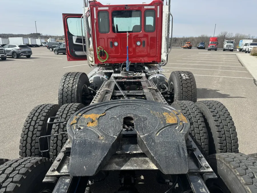 2027 Western Star 49X | Photo 15 of 15