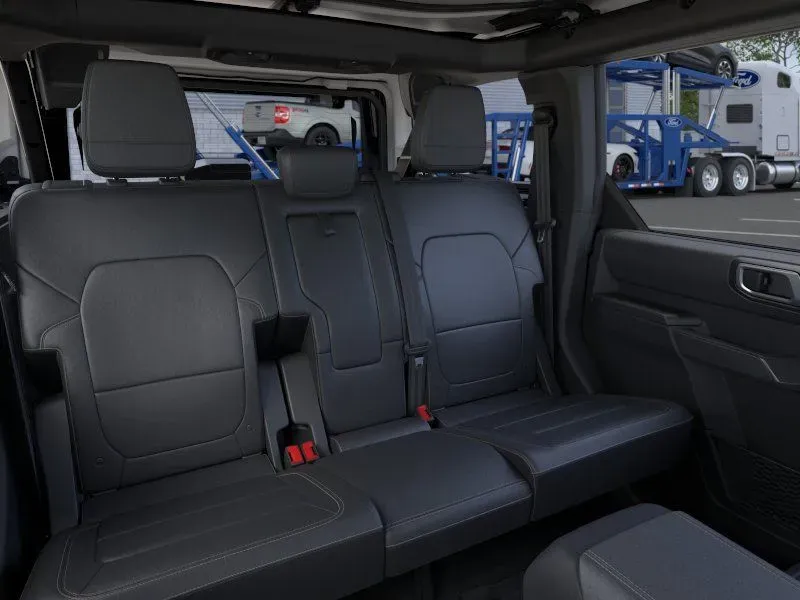 2026 Ford Bronco Badlands | Photo 10 of 24
