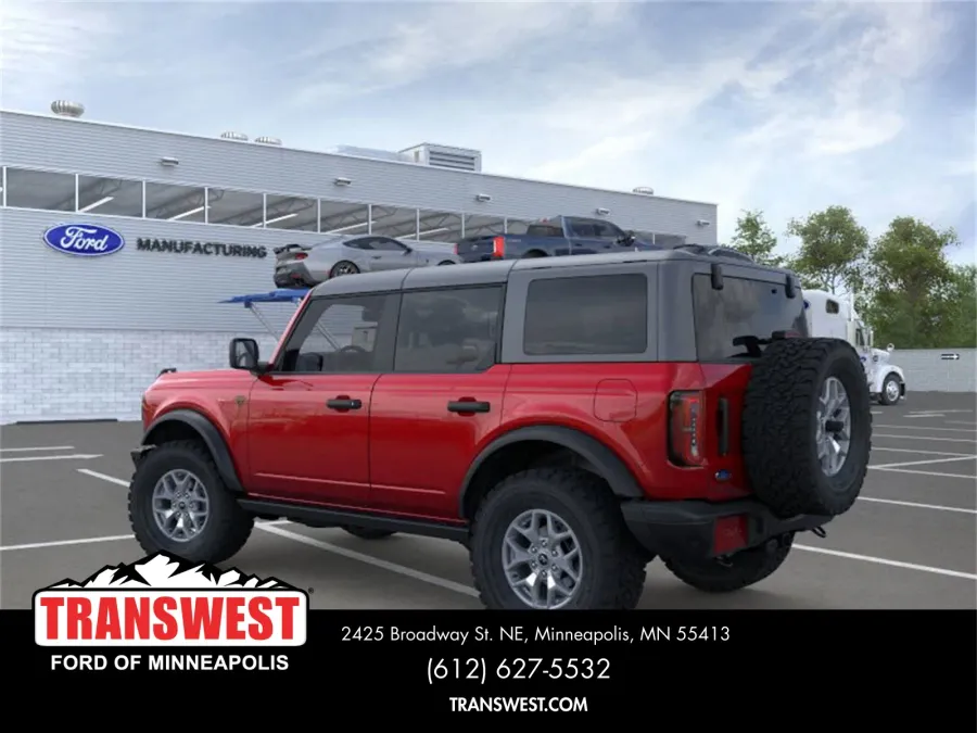 2025 Ford Bronco | Photo 4 of 25