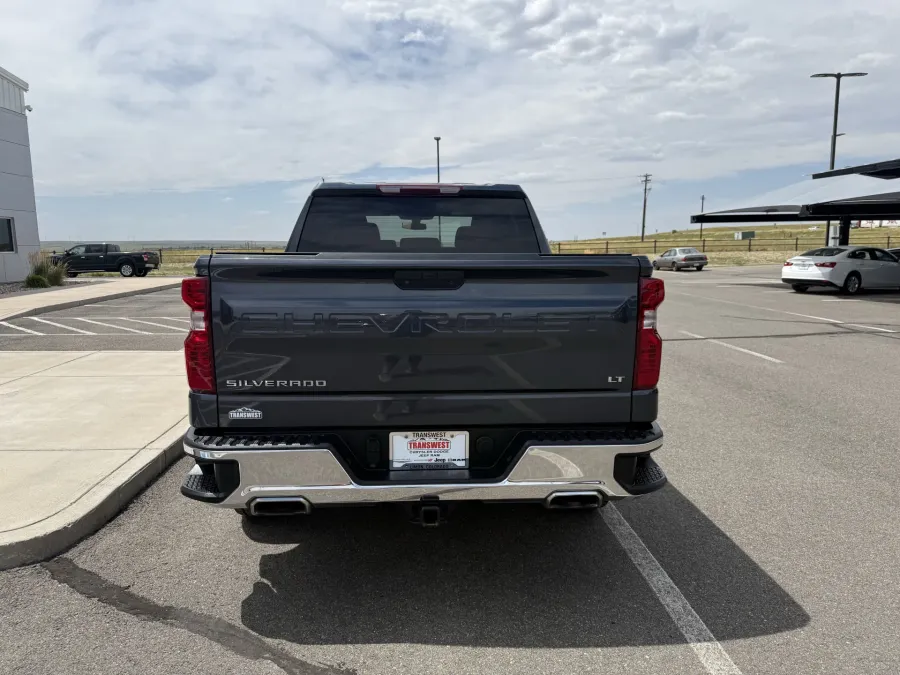 2022 Chevrolet Silverado 1500 LTD | Photo 5 of 16