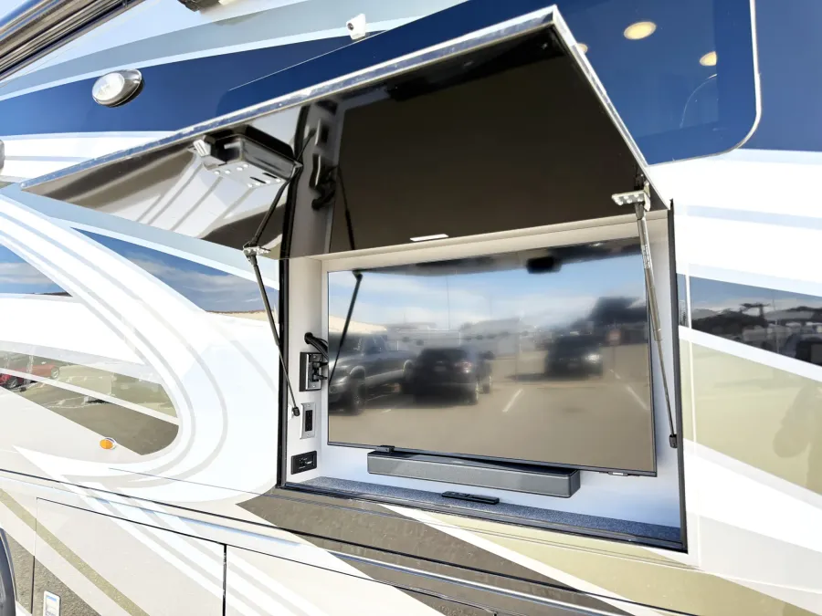 2022 Newmar New Aire 3543 | Photo 26 of 31