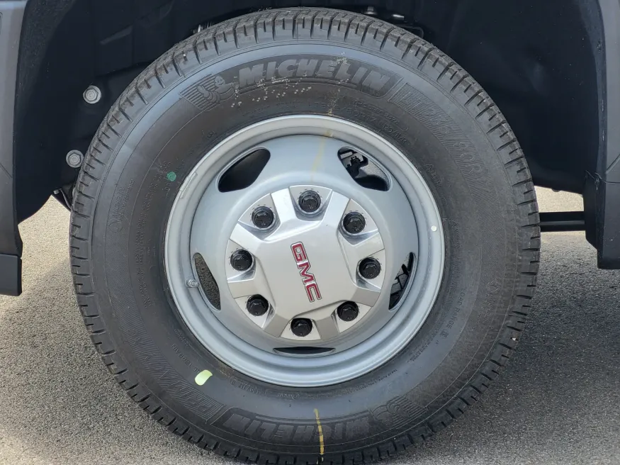2026 GMC Sierra 3500HD CC Pro | Photo 9 of 23