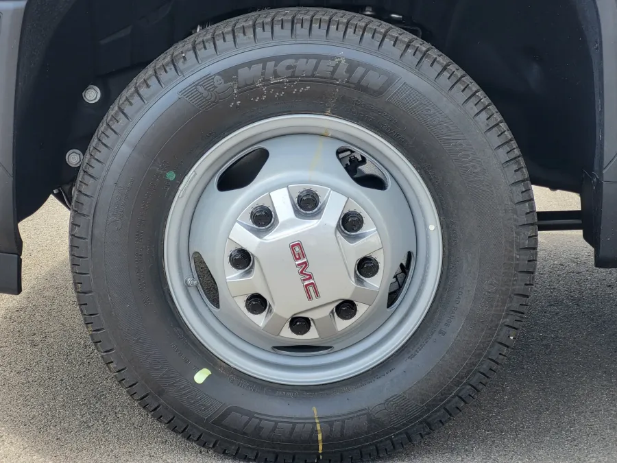 2026 GMC Sierra 3500HD CC Pro | Photo 9 of 23