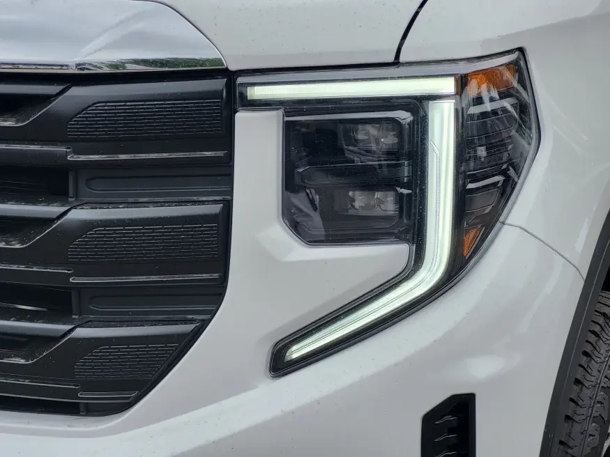 2026 GMC Sierra 1500 Pro | Photo 7 of 24
