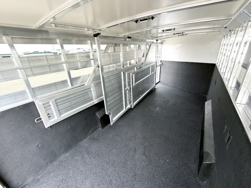 2026 Cimarron Lonestar | Photo 10 of 18