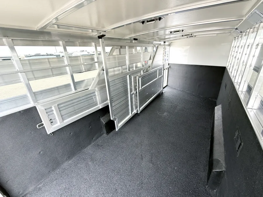 2026 Cimarron Lonestar | Photo 10 of 18