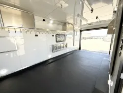 2026 Logan Coach Horse Power Burandt Edition | Thumbnail Photo 21 of 24