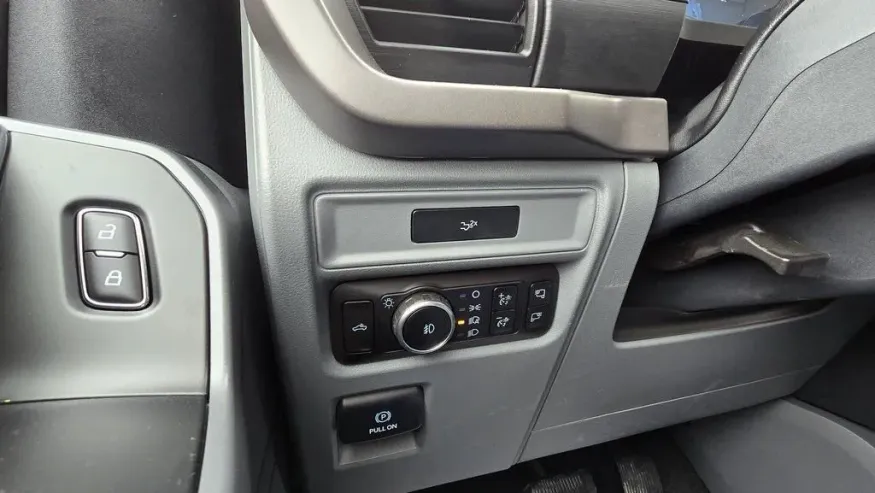 2026 Ford F-150 | Photo 14 of 30