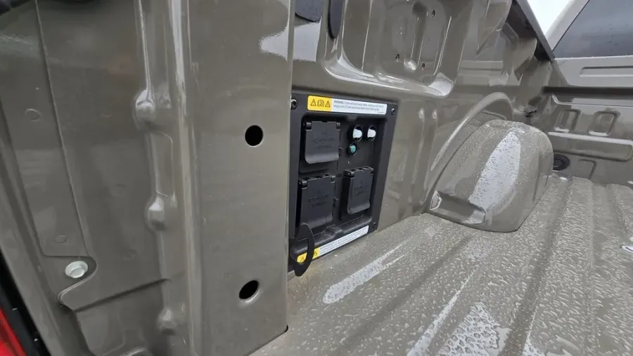 2025 Ford F-150 | Photo 9 of 29