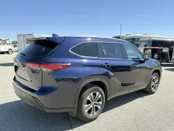2021 Toyota Highlander XLE | Thumbnail Photo 15 of 22