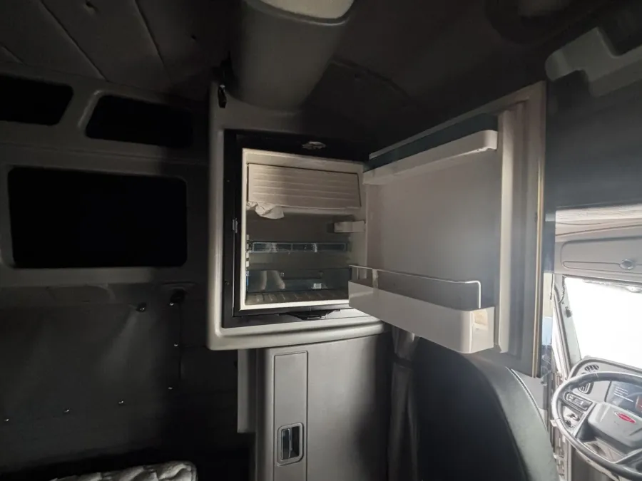 2022 Peterbilt 389 | Photo 20 of 20